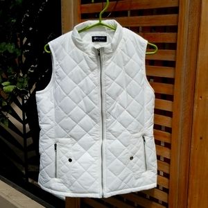 Fuinloth White Puffer Vest